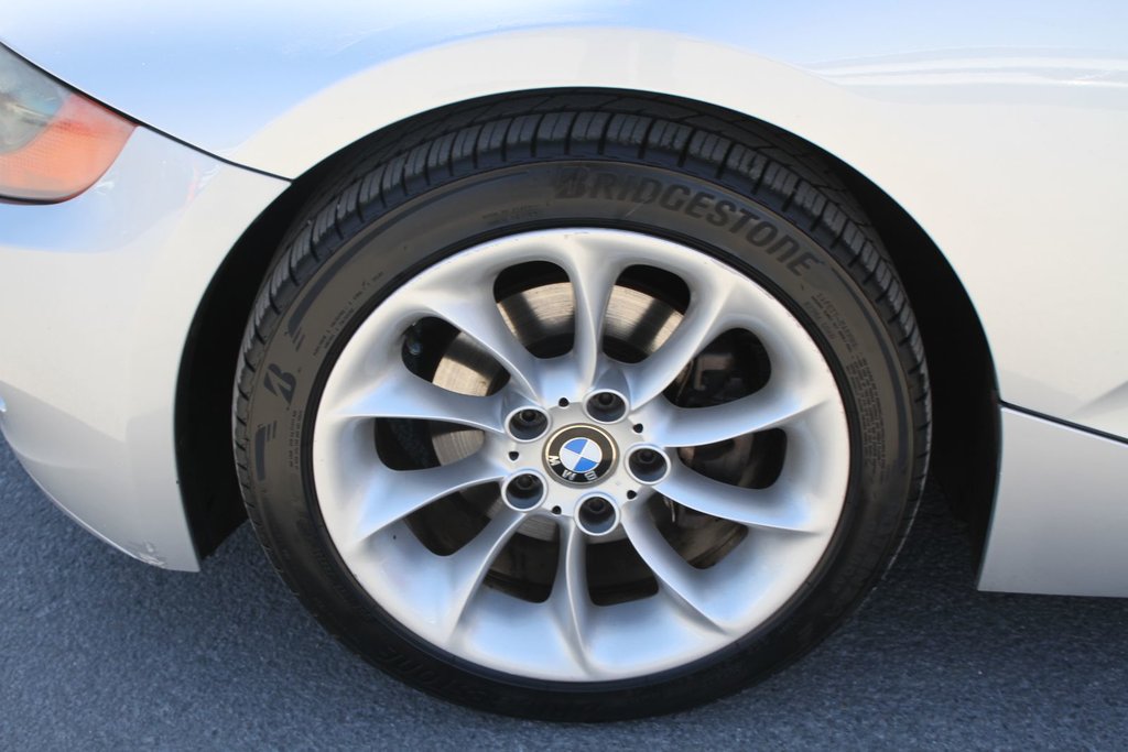 2004 BMW Z4 2.5i Roadster in Montréal, Quebec - 20 - w1024h768px
