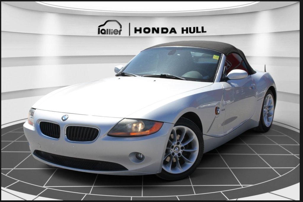 2004 BMW Z4 2.5i Roadster in Montréal, Quebec - 1 - w1024h768px