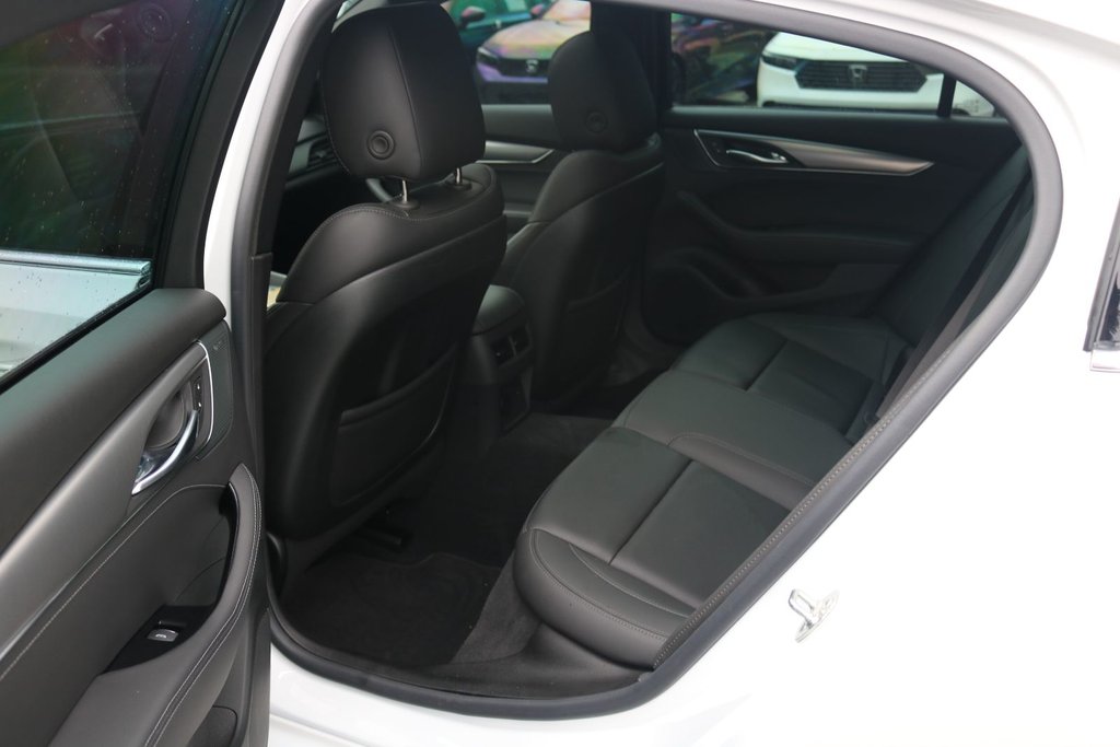 2025 Cadillac CT5 Premium Luxury in Montréal, Quebec - 8 - w1024h768px