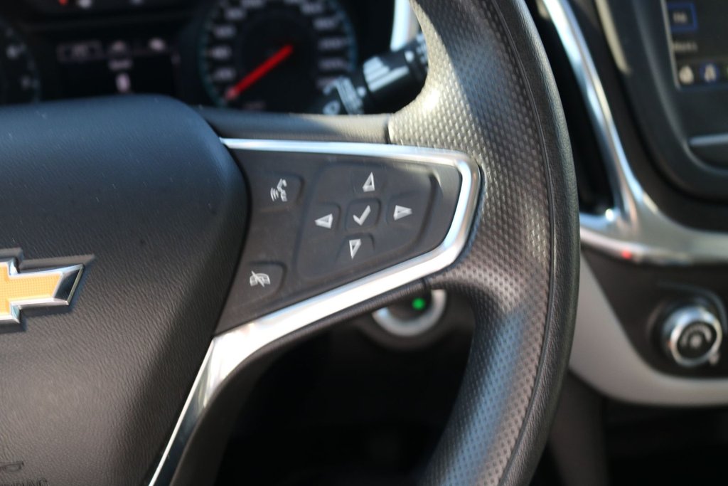 2019 Chevrolet Equinox LS in Gatineau, Quebec - 14 - w1024h768px