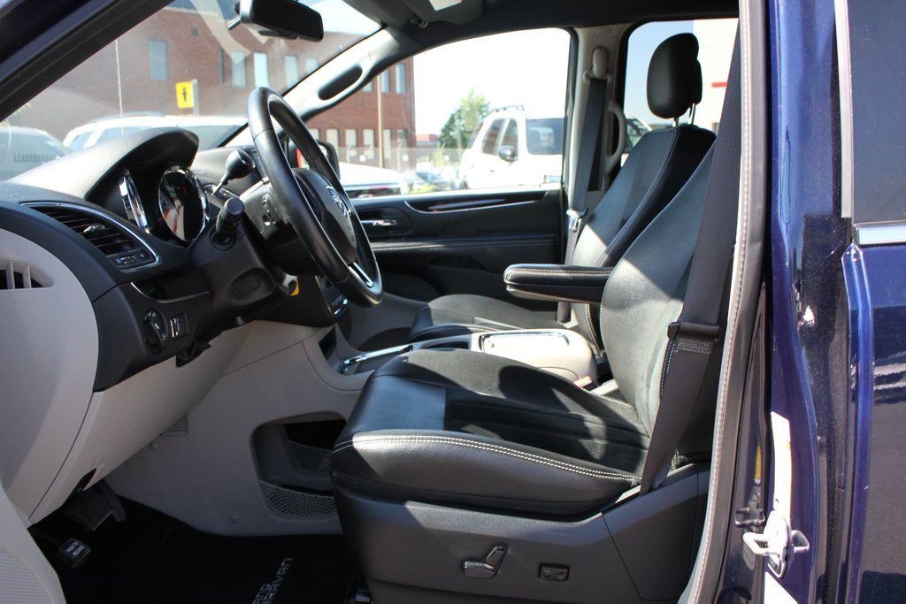 2015 Dodge Grand Caravan SXT | Premium Plus in Gatineau, Quebec - 7 - w1024h768px