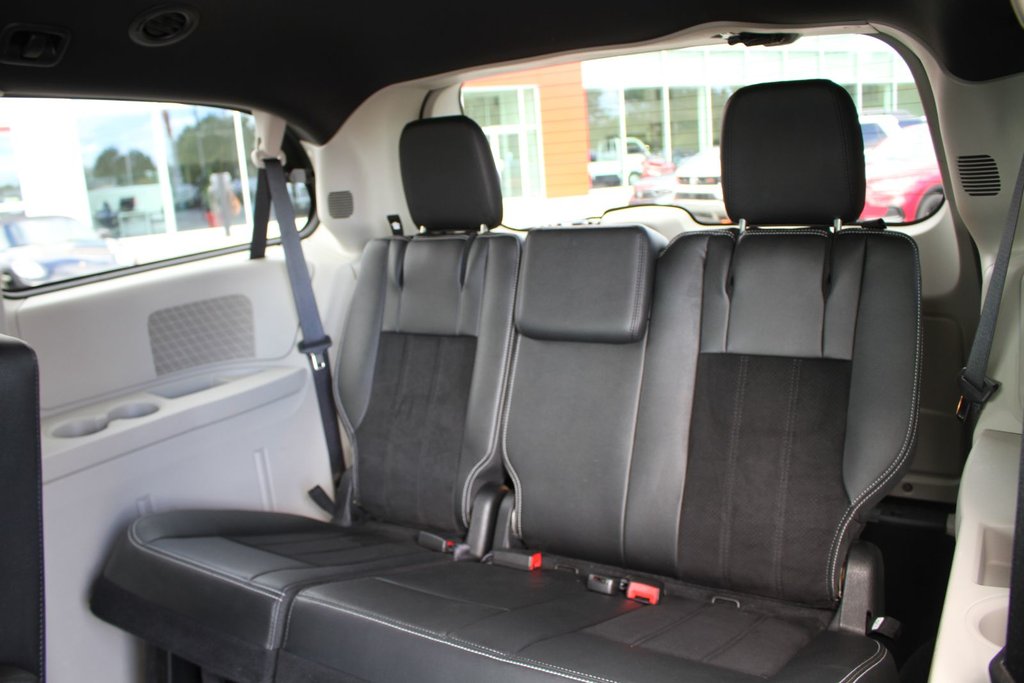 Dodge Grand Caravan SXT | Premium Plus 2015 à , Québec - 9 - w1024h768px