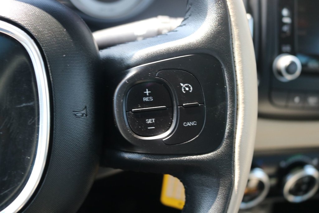 2014 Fiat 500L Sport in Gatineau, Quebec - 13 - w1024h768px