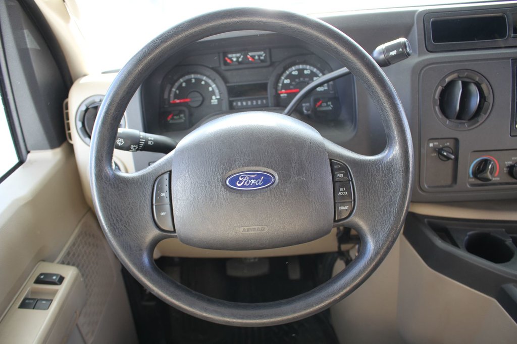 2014 Ford E-350 Super Duty Four Winds/Thor 24C in Gatineau, Quebec - 13 - w1024h768px