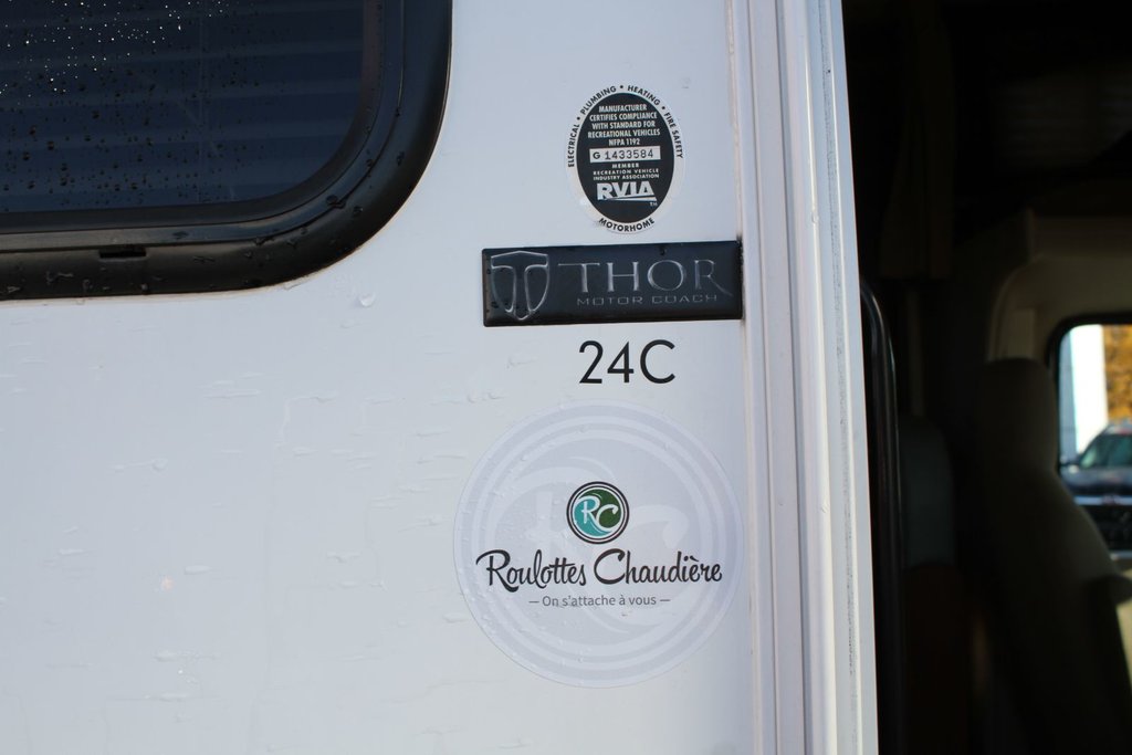 2014 Ford E-350 Super Duty Four Winds/Thor 24C in Gatineau, Quebec - 43 - w1024h768px