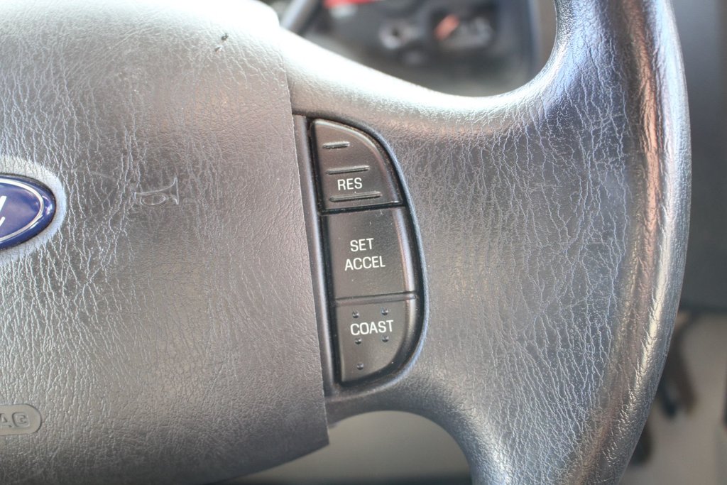 2014 Ford E-350 Super Duty Four Winds/Thor 24C in Gatineau, Quebec - 17 - w1024h768px