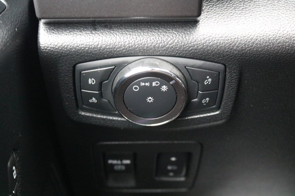 2018 Ford F-150 XLT in Gatineau, Quebec - 14 - w1024h768px