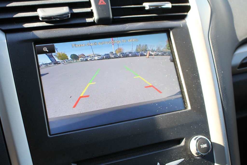 2015 Ford Fusion SE in Gatineau, Quebec - 18 - w1024h768px