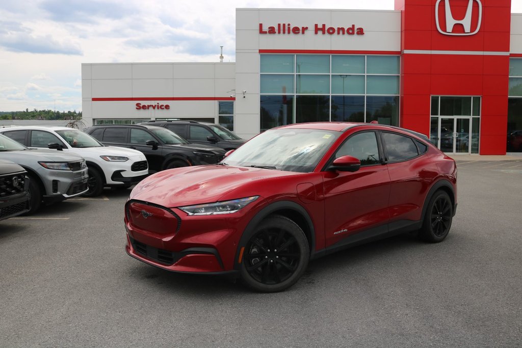 2022 Ford Mustang Mach-E Select | AWD in Gatineau, Quebec - 1 - w1024h768px