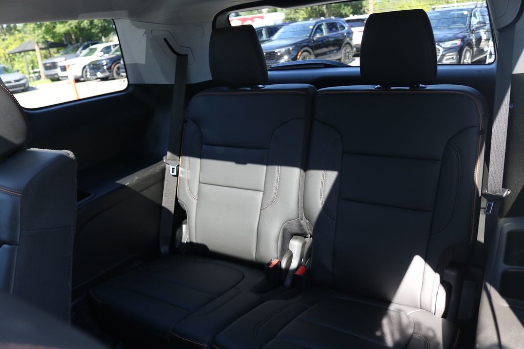 2021 GMC Acadia AT4 in Montréal, Quebec - 9 - w1024h768px