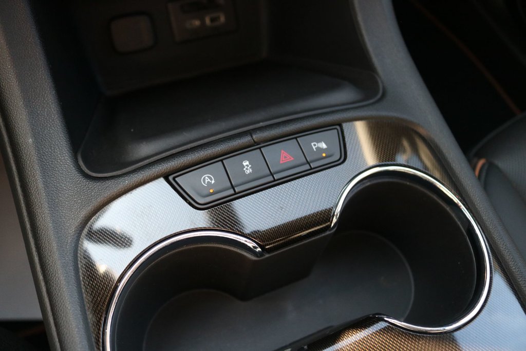 2021 GMC Acadia AT4 in Montréal, Quebec - 18 - w1024h768px