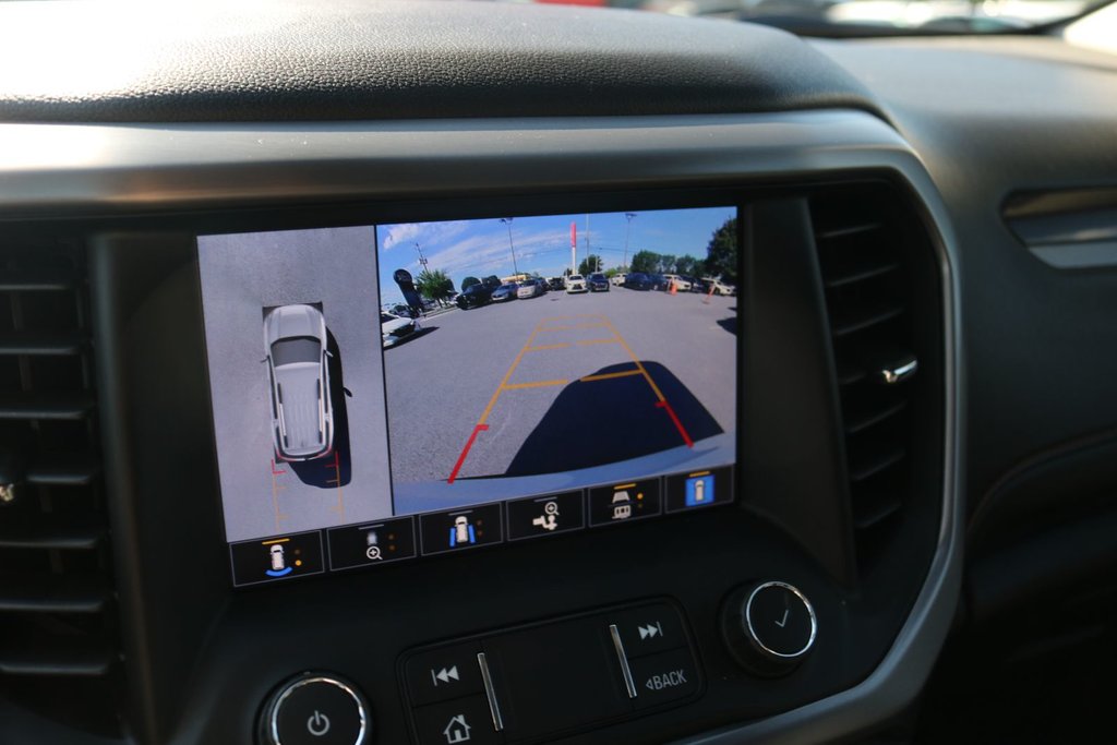 2021 GMC Acadia AT4 in Montréal, Quebec - 23 - w1024h768px