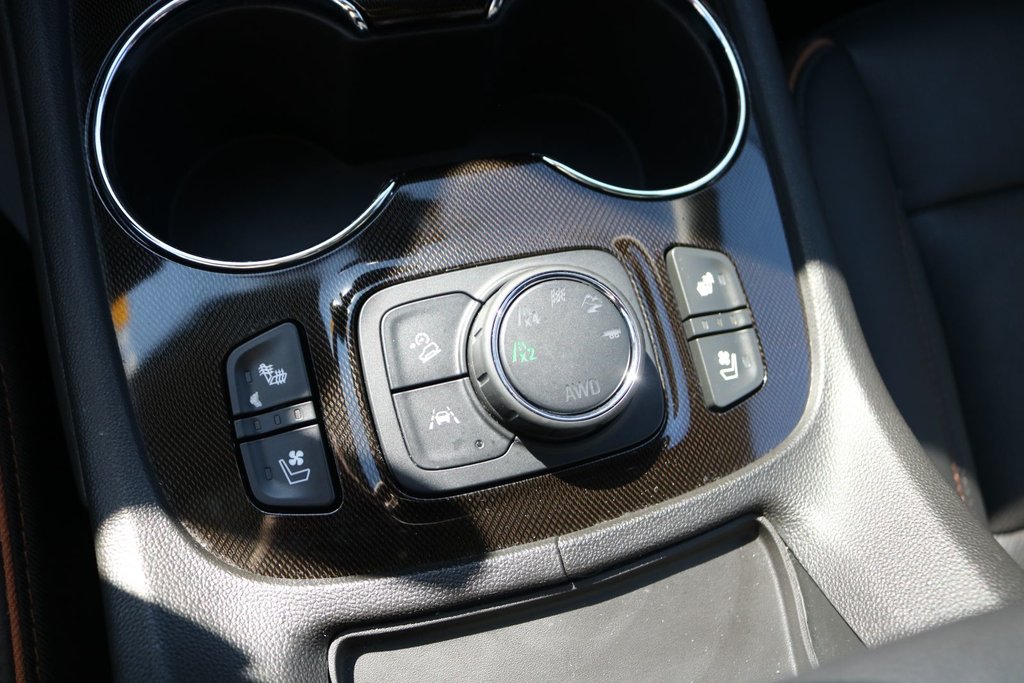 2021 GMC Acadia AT4 in Montréal, Quebec - 17 - w1024h768px