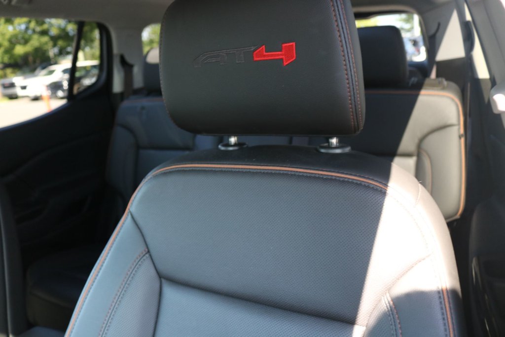 2021 GMC Acadia AT4 in Montréal, Quebec - 25 - w1024h768px