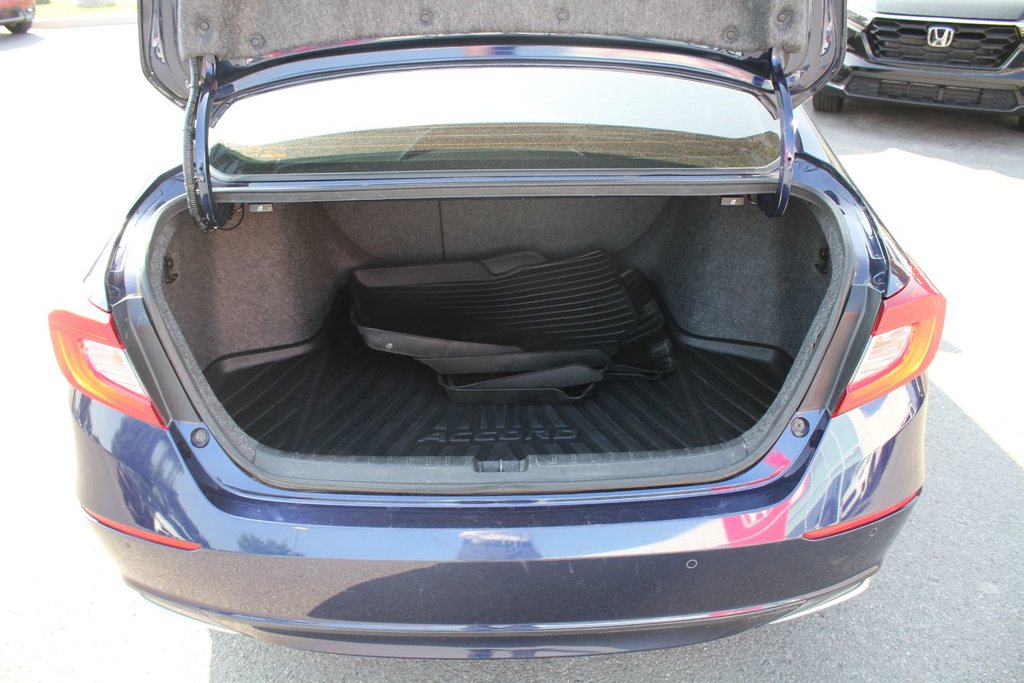 Honda Accord Hybrid Touring 2019 à , Québec - 30 - w1024h768px