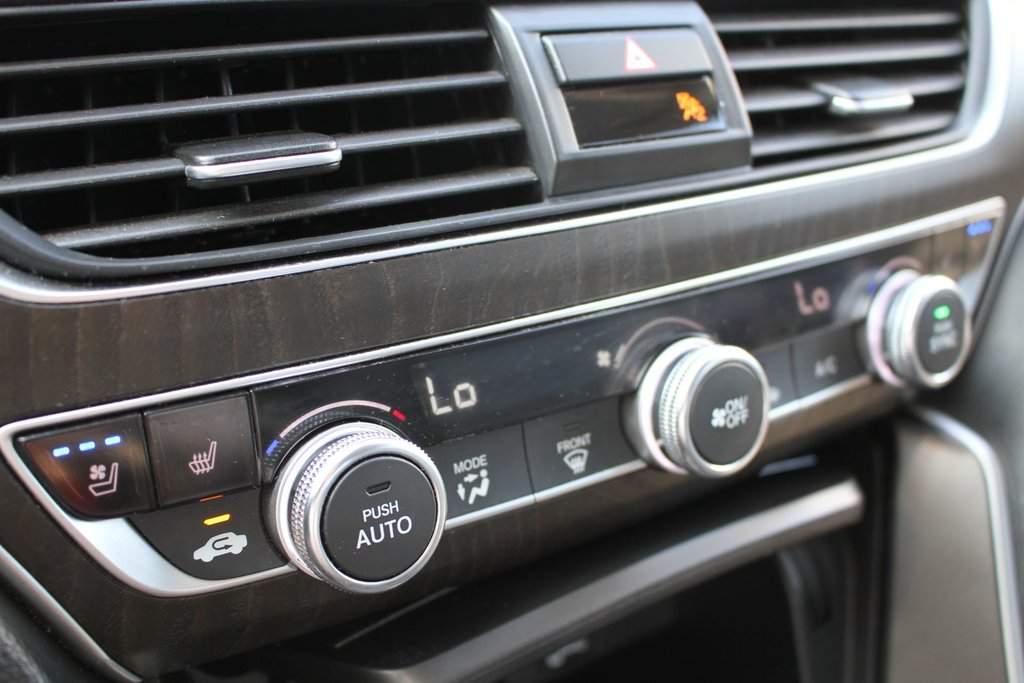 Honda Accord Hybrid Touring 2019 à , Québec - 23 - w1024h768px