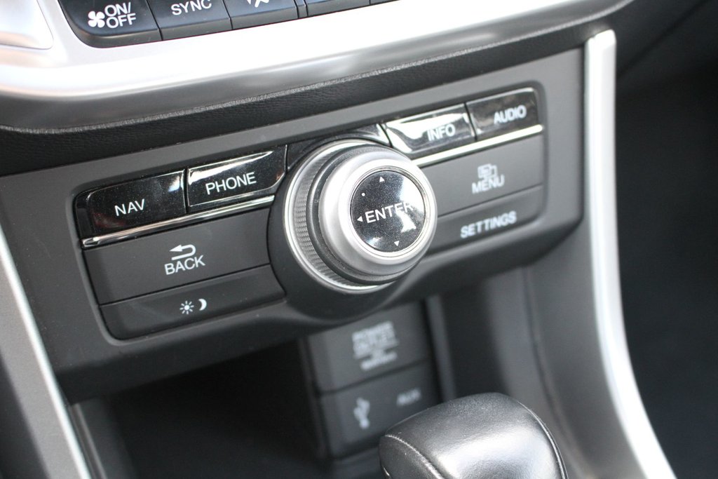 Honda Accord Touring 2014 à Gatineau, Québec - 19 - w1024h768px