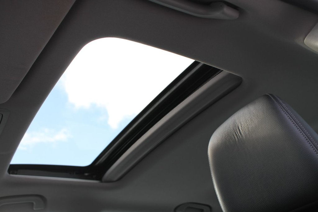 Honda Accord Touring 2014 à Gatineau, Québec - 28 - w1024h768px