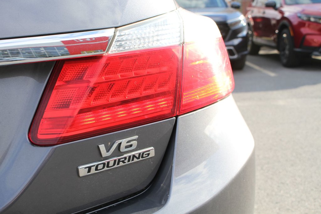 Honda Accord Touring 2014 à Gatineau, Québec - 7 - w1024h768px