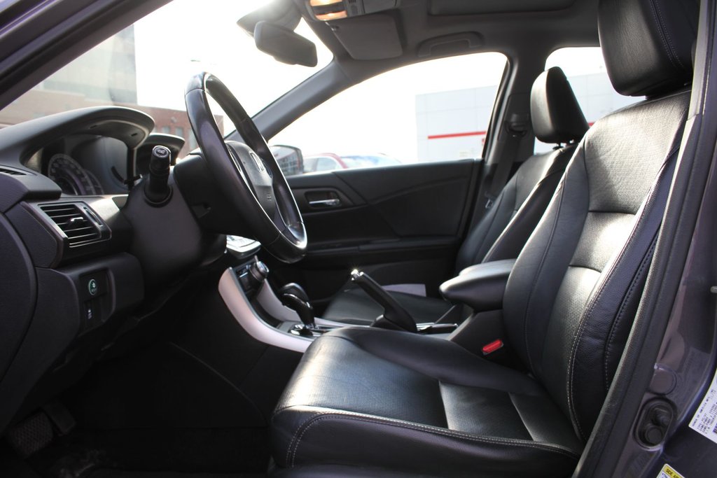 Honda Accord Touring 2014 à Gatineau, Québec - 8 - w1024h768px