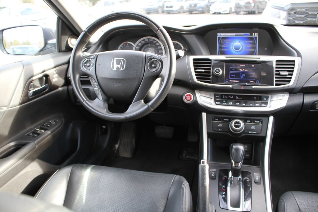 Honda Accord Touring 2014 à Gatineau, Québec - 11 - w1024h768px