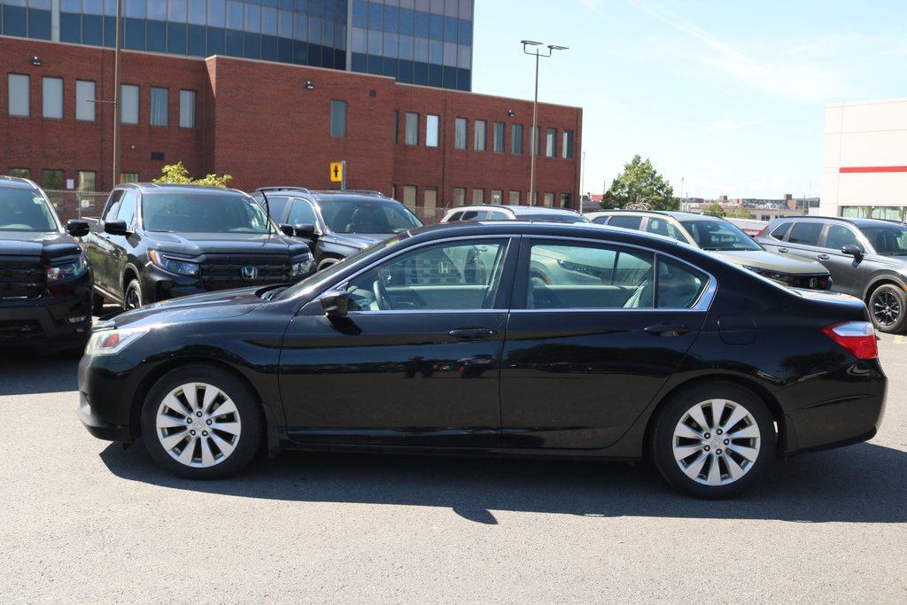 2015 Honda Accord LX in Montréal, Quebec - 2 - w1024h768px