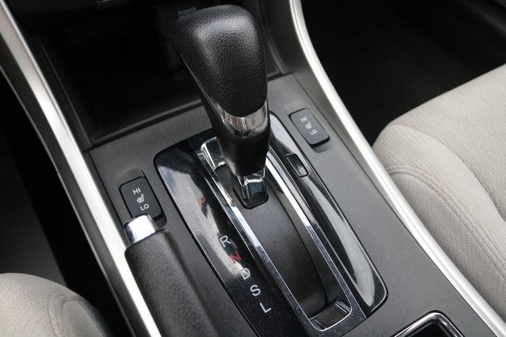 Honda Accord LX 2015 à Montréal, Québec - 15 - w1024h768px