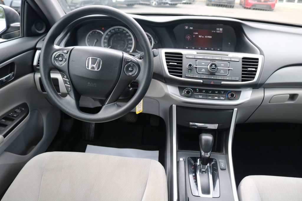 Honda Accord LX 2015 à Montréal, Québec - 9 - w1024h768px