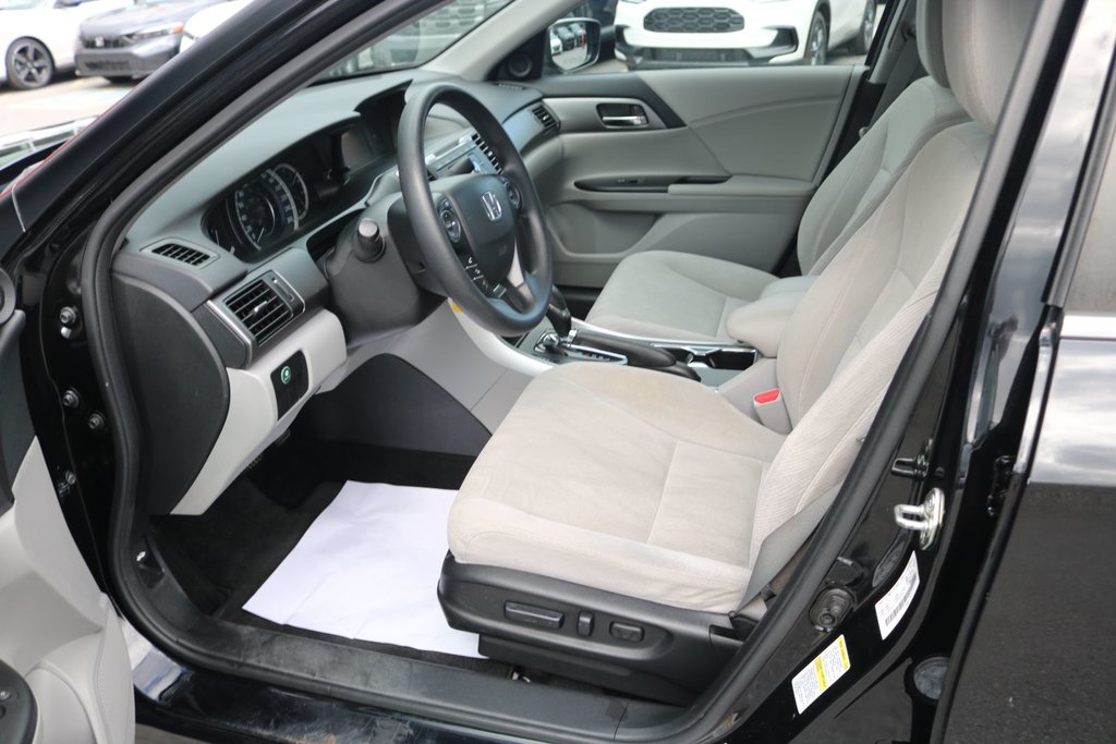 Honda Accord LX 2015 à Montréal, Québec - 7 - w1024h768px