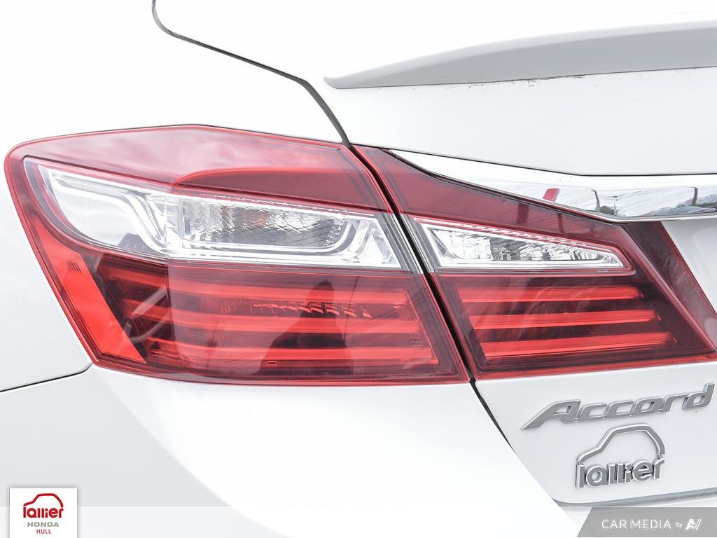 Honda Accord Sport 2017 à Gatineau, Québec - 12 - w1024h768px