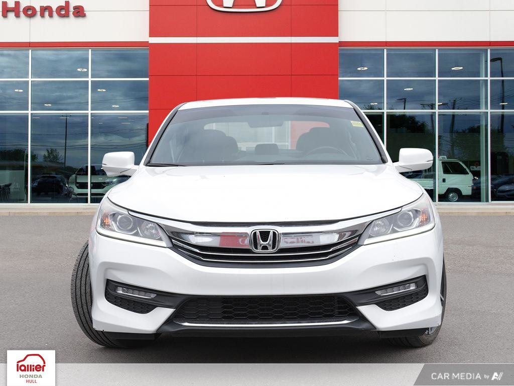 Honda Accord Sport 2017 à Gatineau, Québec - 2 - w1024h768px