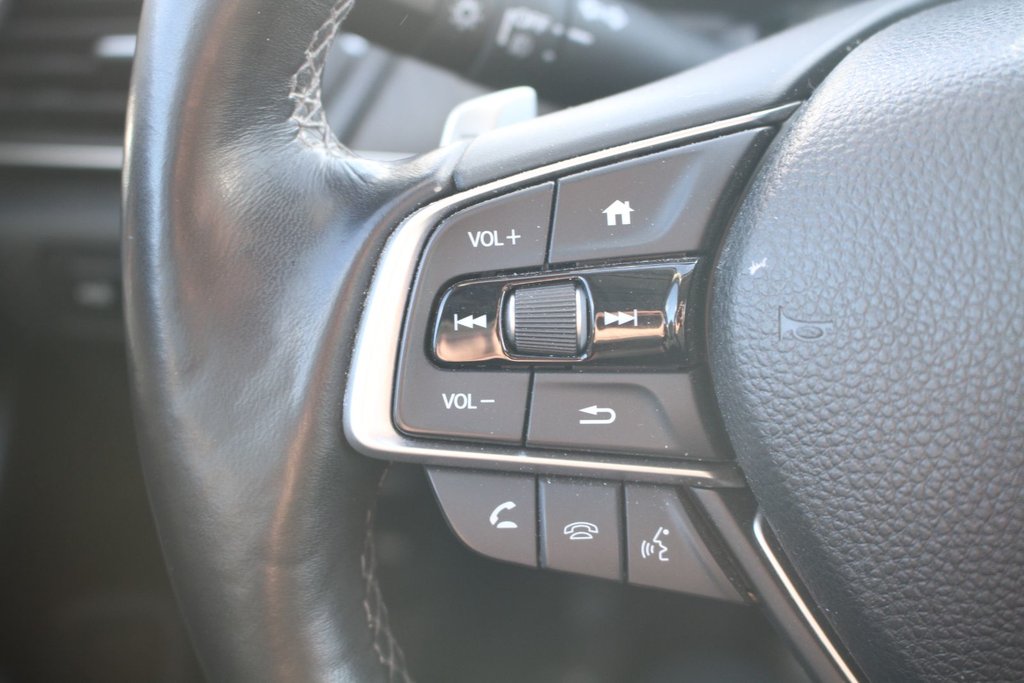 2018 Honda Accord Touring 2.0 in , Quebec - 13 - w1024h768px