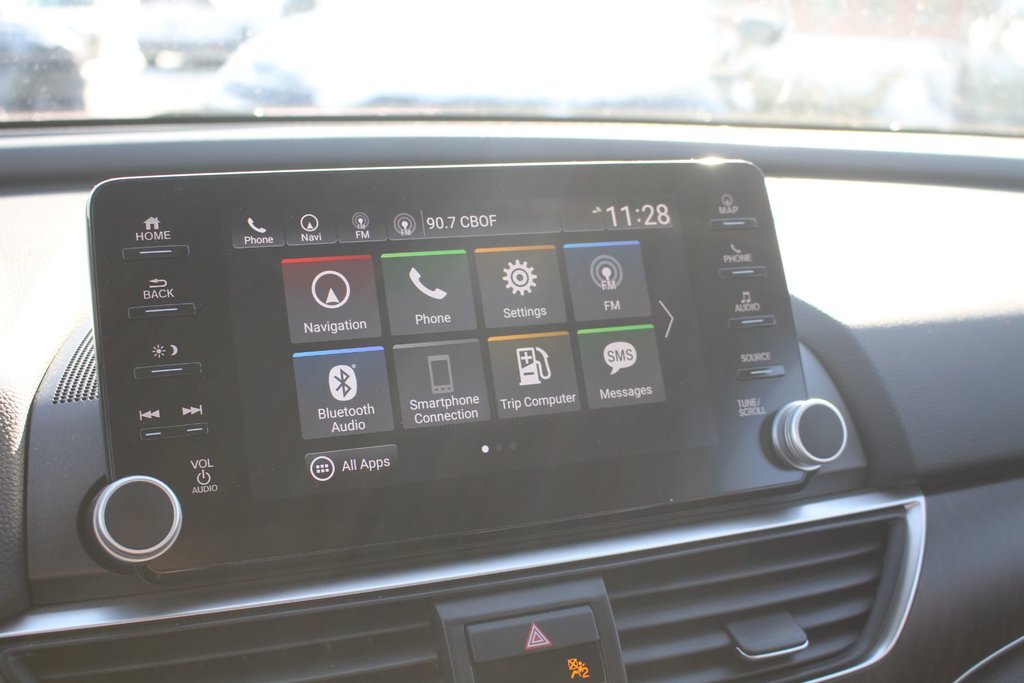 2018 Honda Accord Touring 2.0 in , Quebec - 22 - w1024h768px