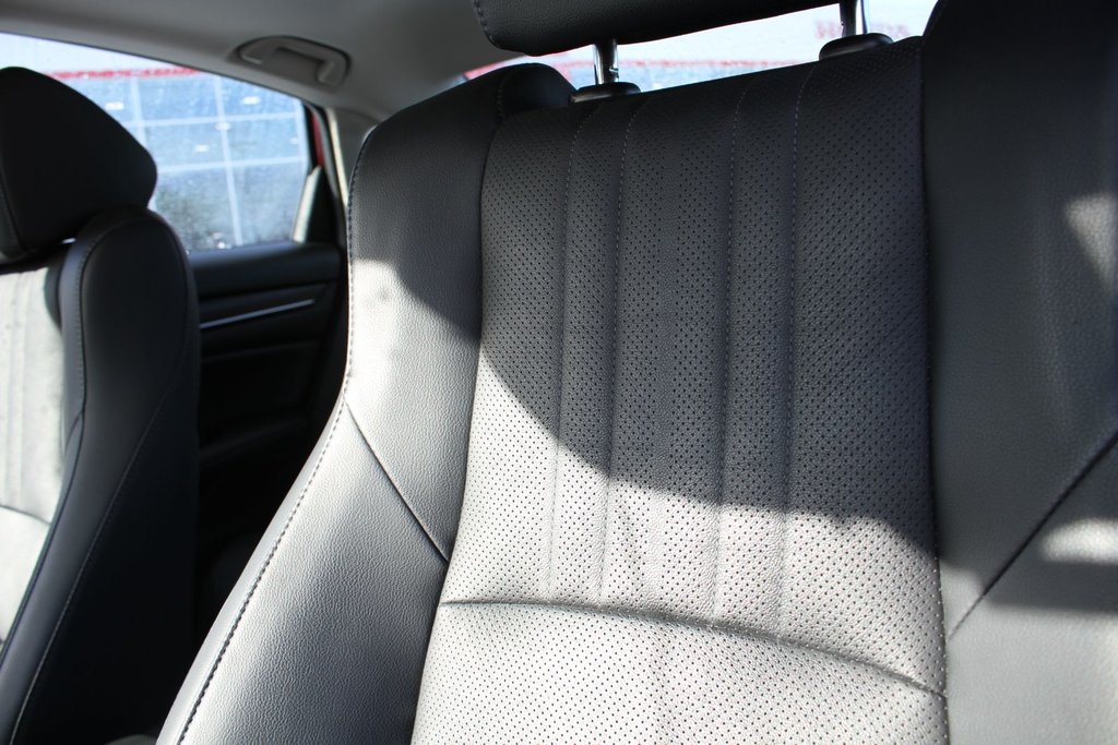 2018 Honda Accord Touring 2.0 in , Quebec - 26 - w1024h768px