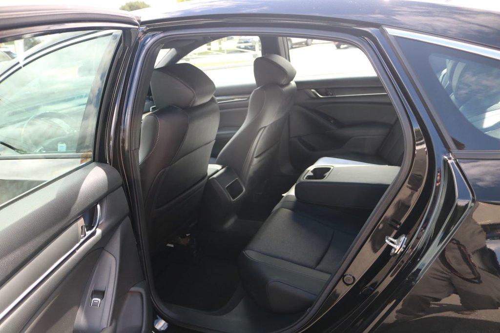 2019 Honda Accord Sport in Montréal, Quebec - 8 - w1024h768px
