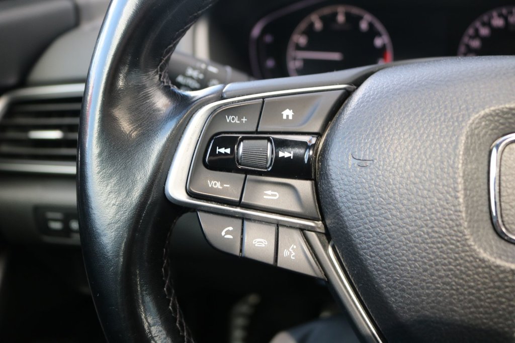2019 Honda Accord Sport in Montréal, Quebec - 12 - w1024h768px