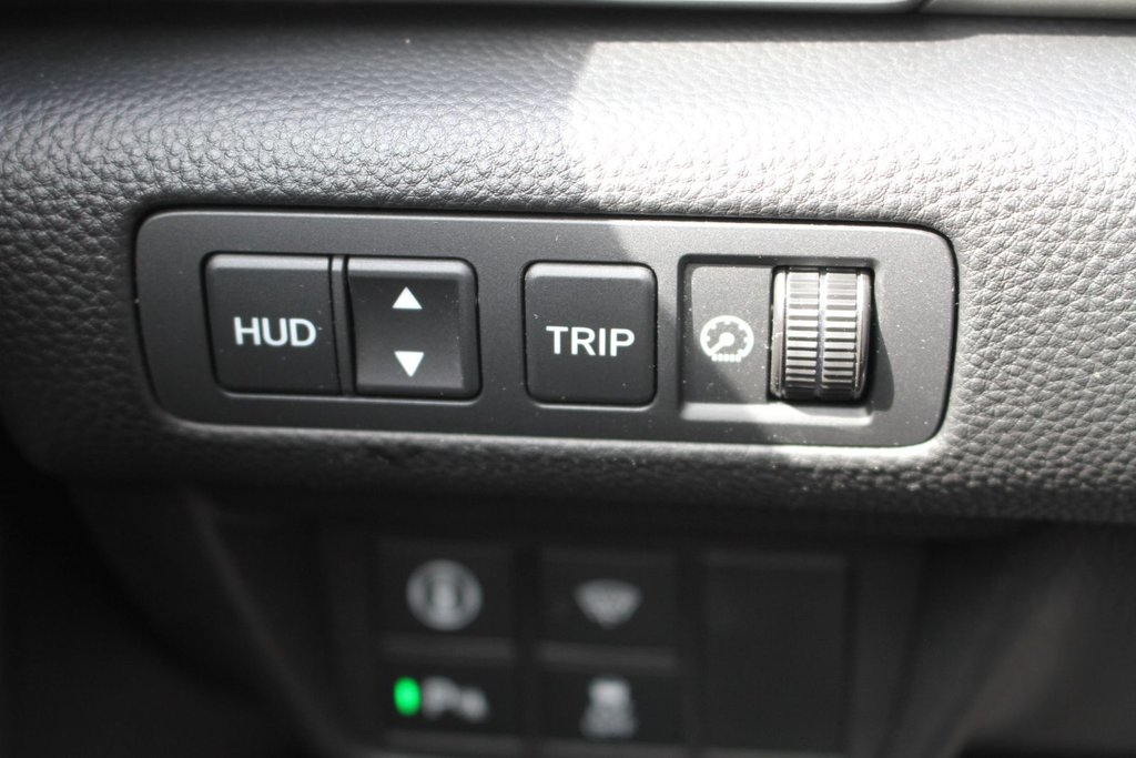 Honda Accord Touring 2020 à Montréal, Québec - 14 - w1024h768px