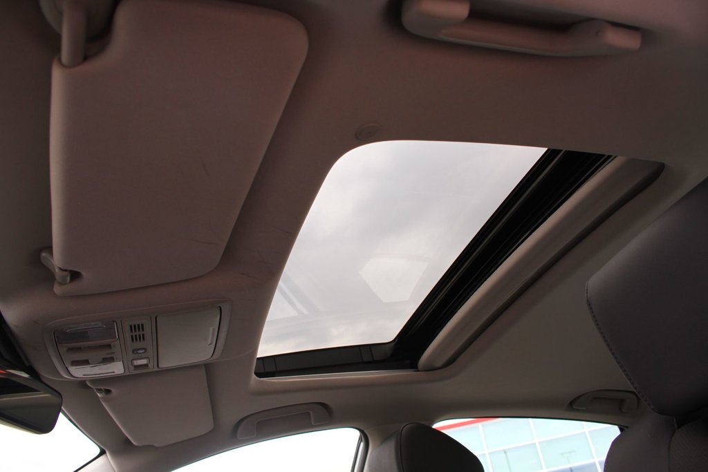 Honda Accord Touring 2020 à Gatineau, Québec - 6 - w1024h768px