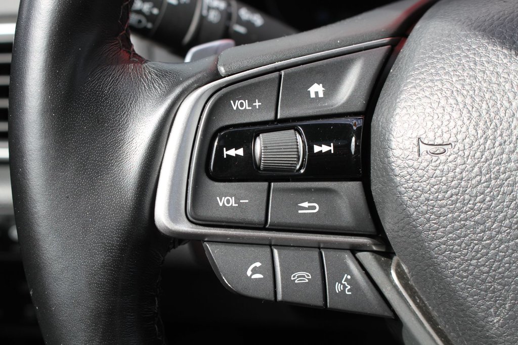 Honda Accord Touring 2020 à Montréal, Québec - 13 - w1024h768px