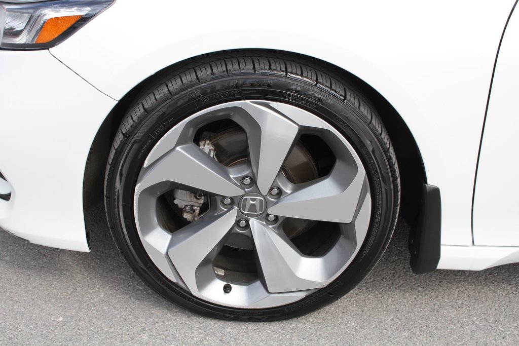 Honda Accord Touring 2020 à Montréal, Québec - 30 - w1024h768px