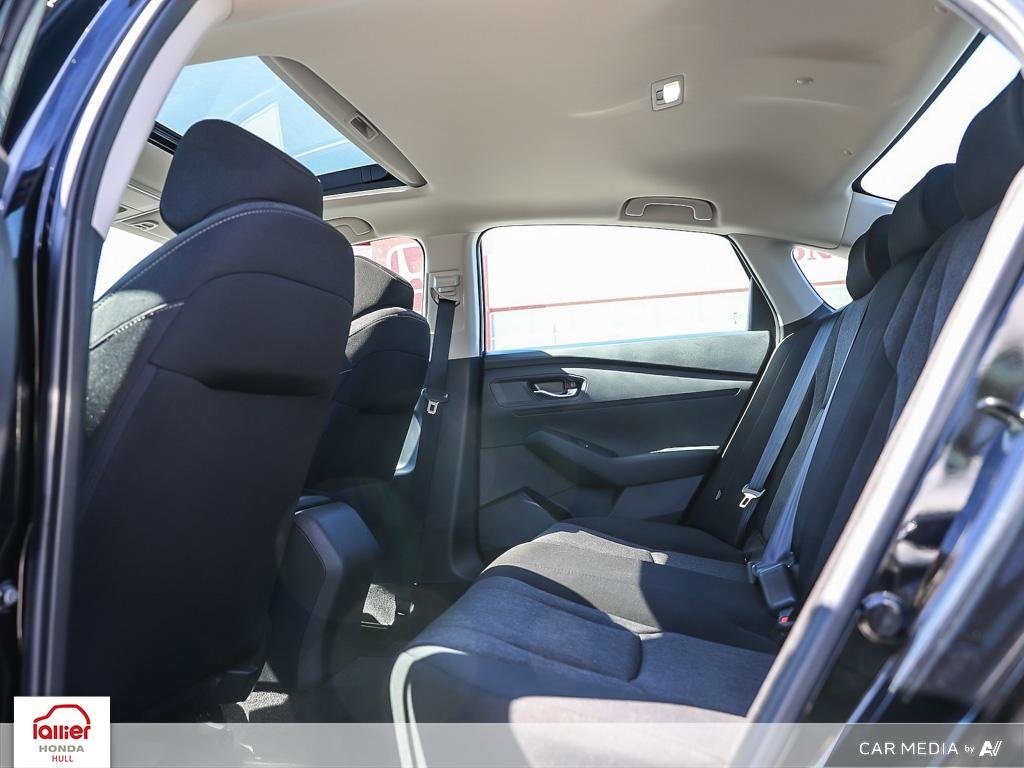 Honda Accord EX 2024 à , Québec - 24 - w1024h768px