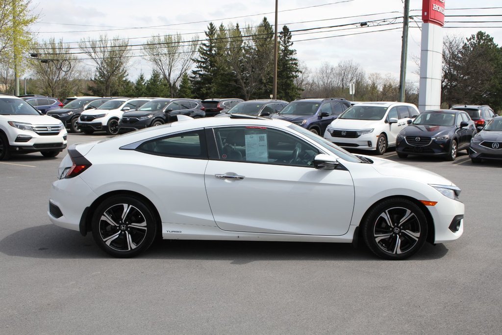 2017  Civic Coupe Touring in , Quebec - 8 - w1024h768px