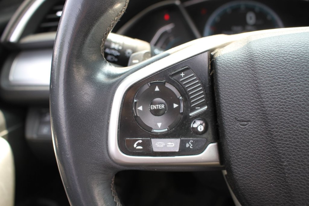 Honda Civic Coupe Touring 2017 à Gatineau, Québec - 12 - w1024h768px
