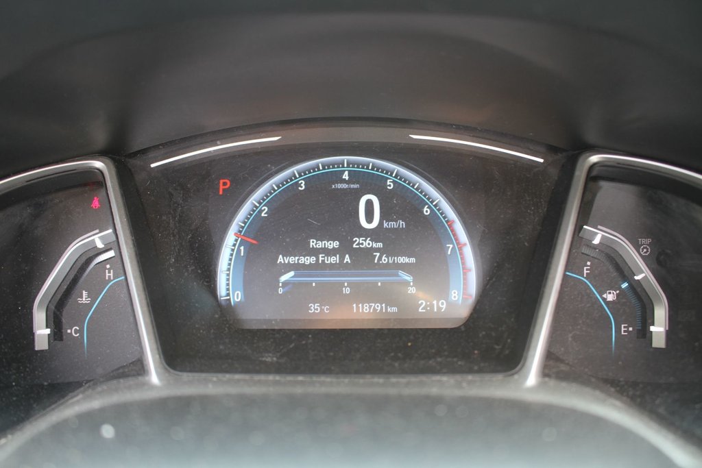 Honda Civic Coupe Touring 2017 à Gatineau, Québec - 11 - w1024h768px