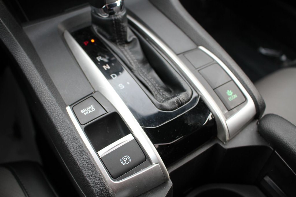 Honda Civic Coupe Touring 2017 à Gatineau, Québec - 13 - w1024h768px