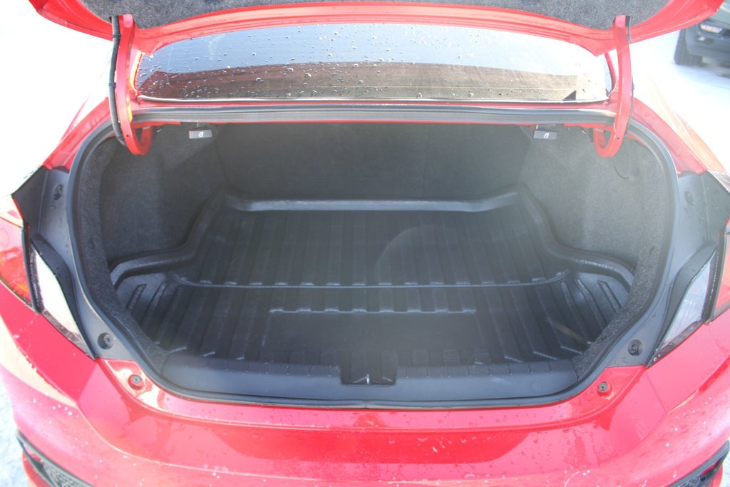 2020 Honda Civic Coupe Si in , Quebec - 23 - w1024h768px