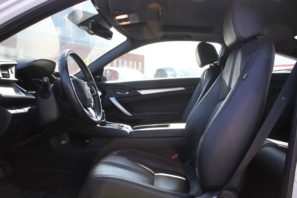 Honda Civic Coupe Touring 2020 à , Québec - 7 - w1024h768px
