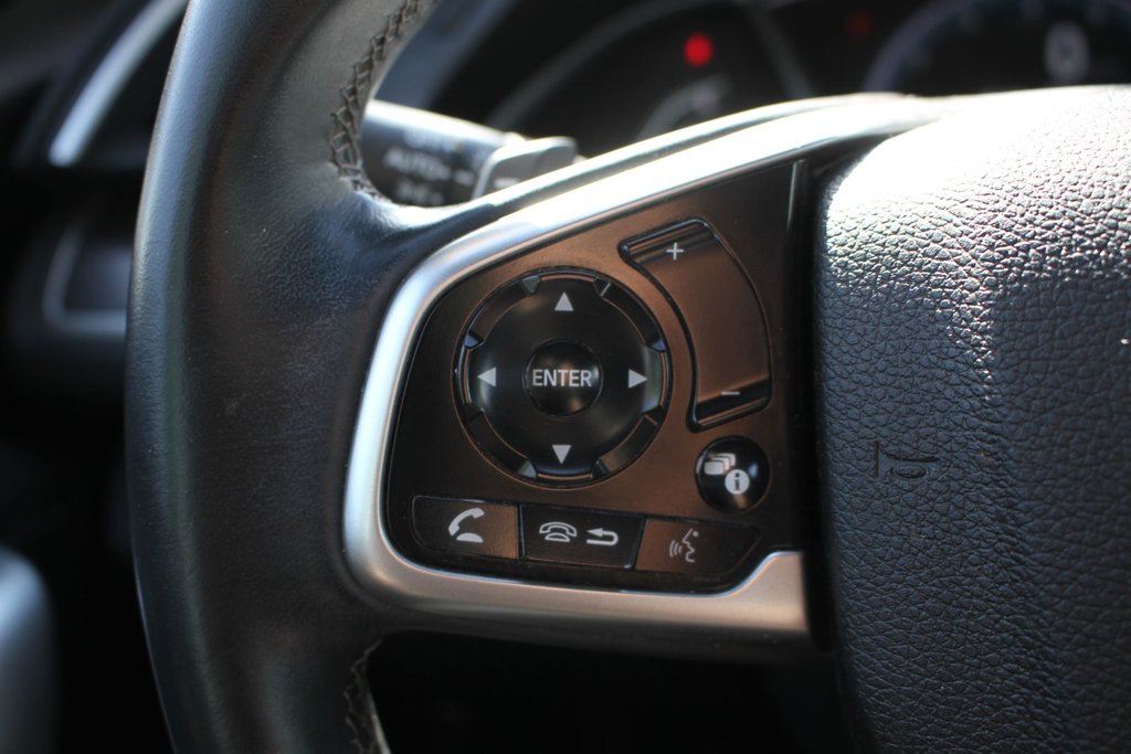 2020 Honda Civic Coupe Touring in , Quebec - 13 - w1024h768px
