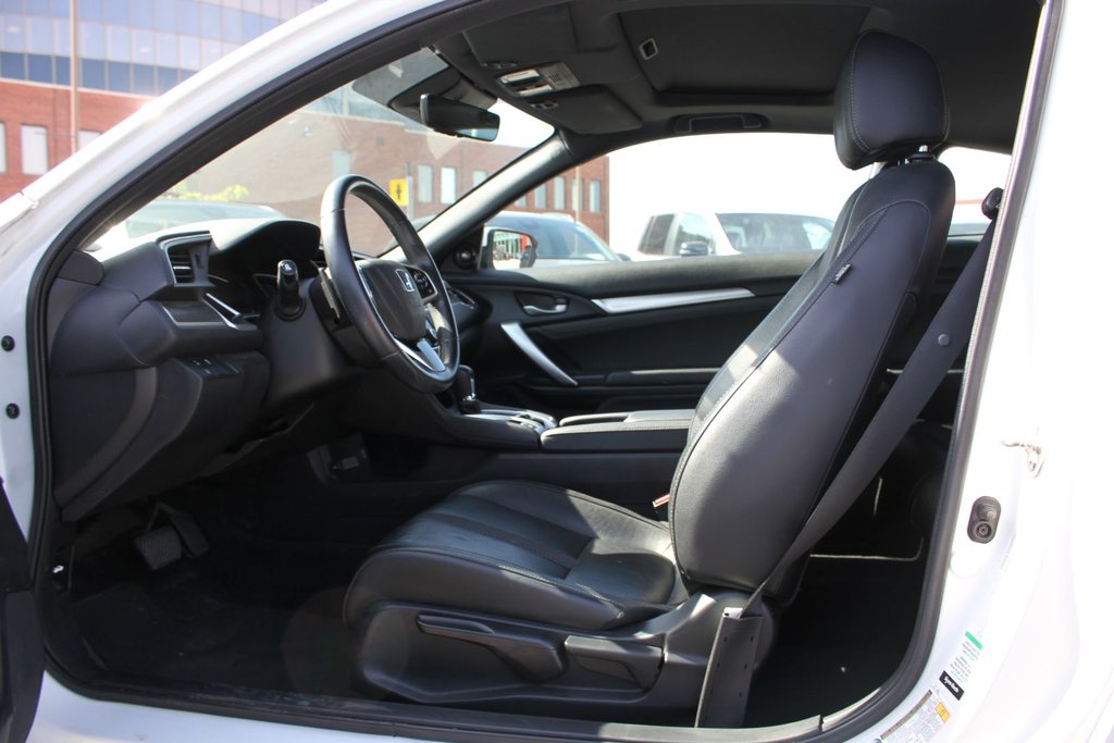 2020 Honda Civic Coupe Touring in , Quebec - 8 - w1024h768px
