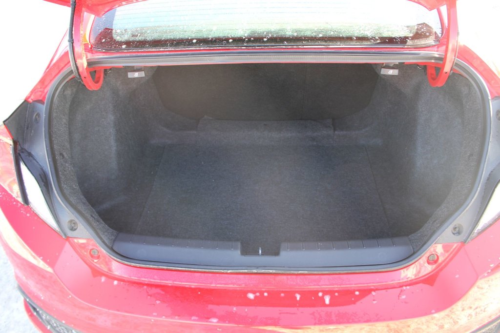 Honda Civic Coupe LX 2020 à , Québec - 19 - w1024h768px